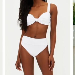Beach Riot Size Medium Set worn once Highway Bottom White & Sophia Top White